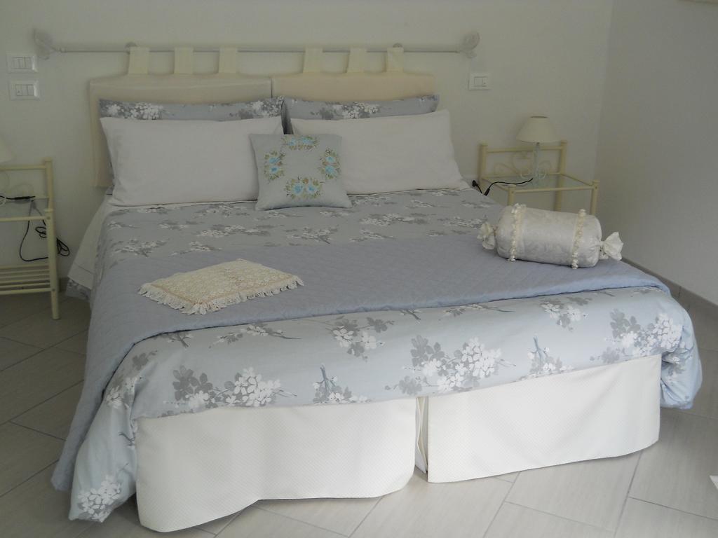 Dimora & Arte B&B Canneto sull'Oglio Δωμάτιο φωτογραφία